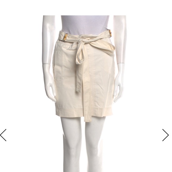Gucci Dresses & Skirts - Gucci ivory/white belted bamboo skirt